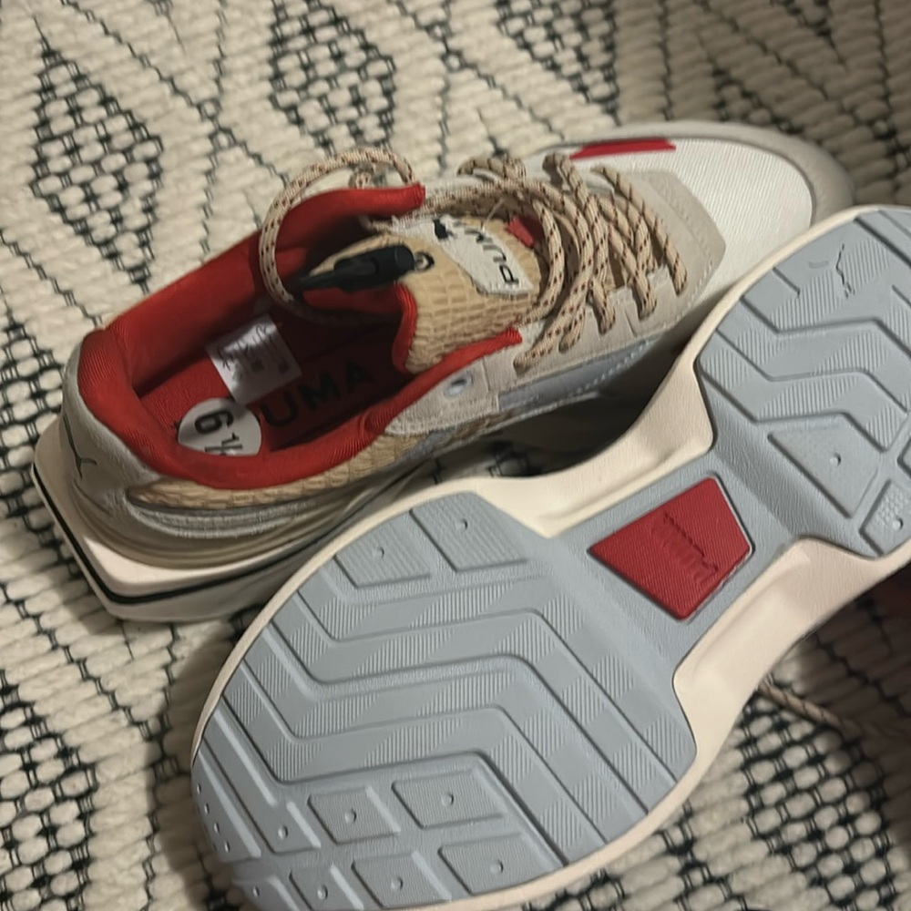 pumas sneakers